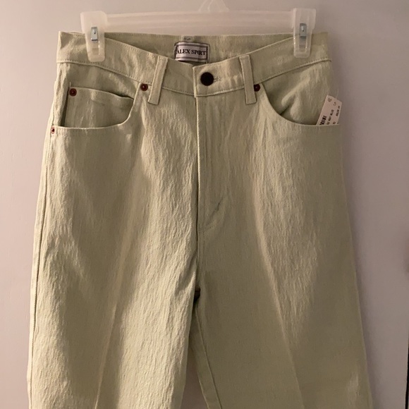 Beautiful LIGHT GREEN JEANS - Picture 3 of 11